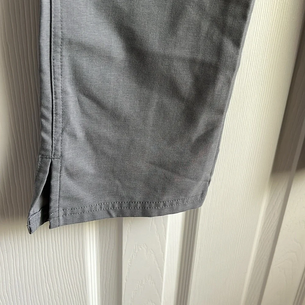 Figs Kade Cargo Scrub Pants - Picture 3 of 8